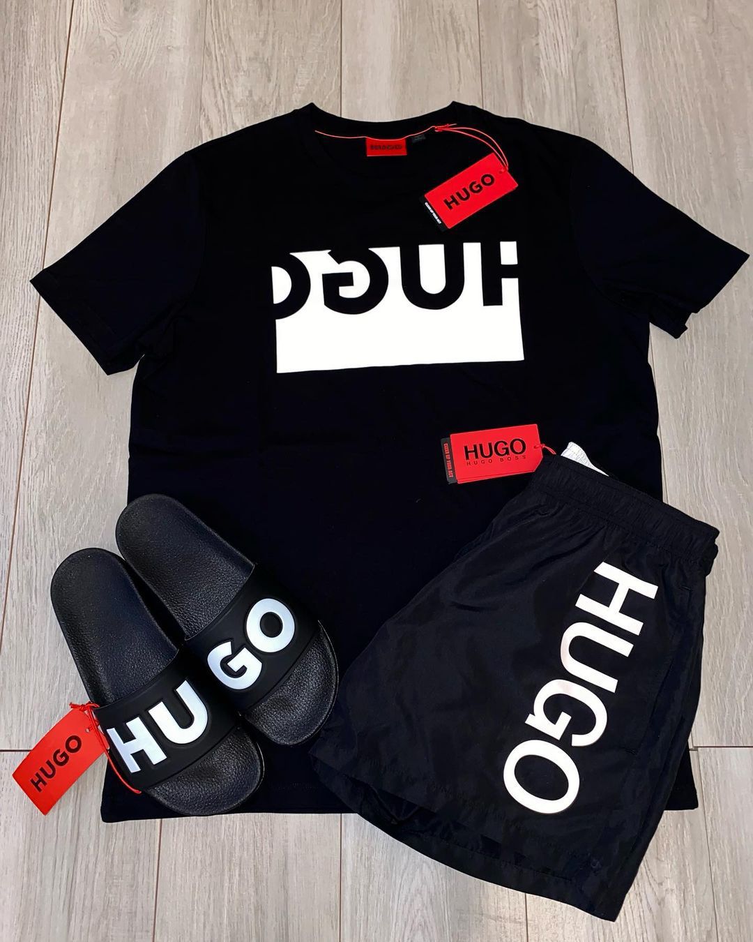 KIT HUGO BOSS (CHEMISE + SHORT + CHAUSSURES + CASQUETTE) PROMO CHAUFFE BLACK FRIDAY