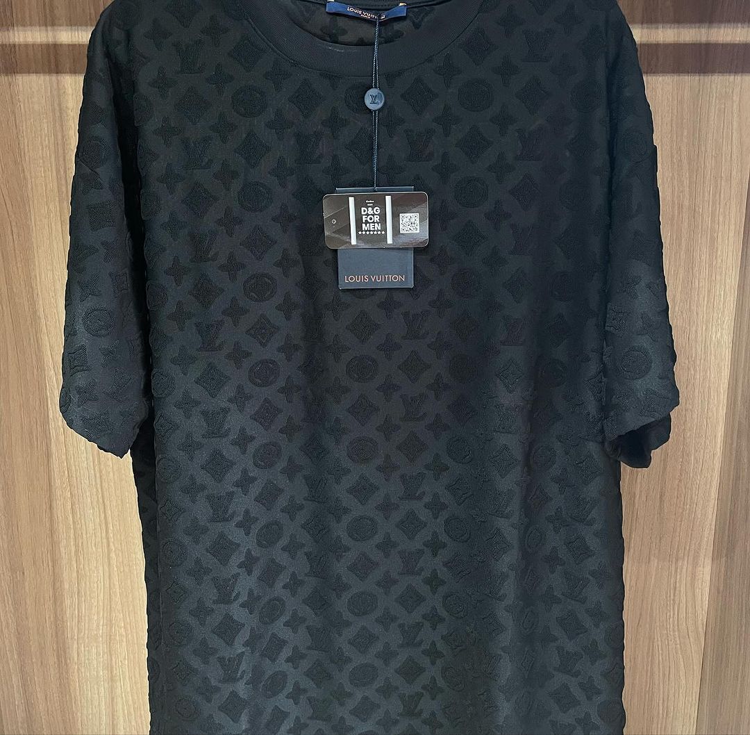 Ensemble Louis Vuitton Black (Promotion Pré-Black Friday) [CHEMISE + SHORT + SANDALES]